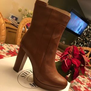 Steve Madden Jozzie Bootie